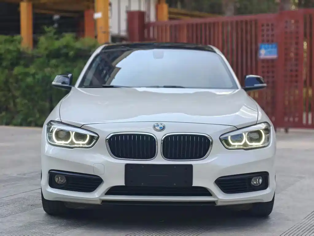 BMW 1 Series (Import) — миниатюра 2