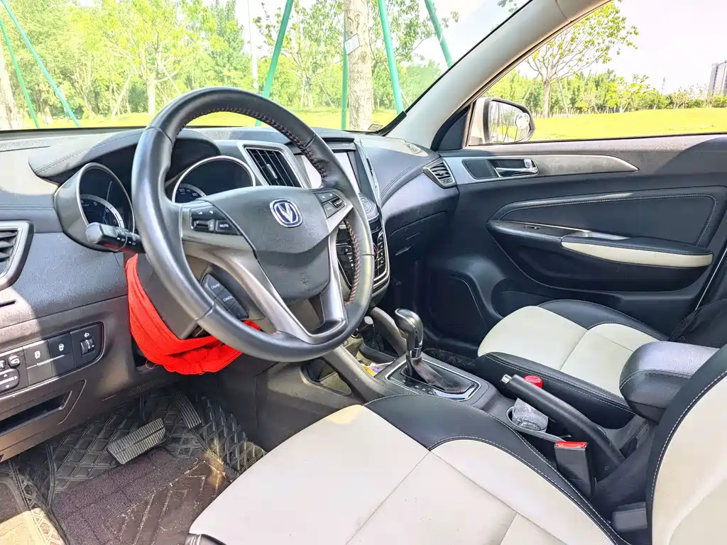 Changan CS35 — миниатюра 4