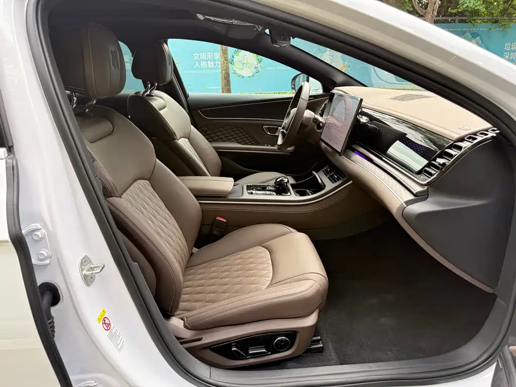 BYD Han — миниатюра 6