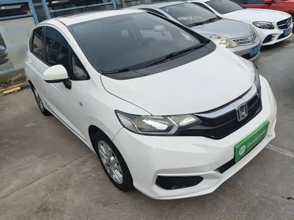 Honda Fit — миниатюра 4