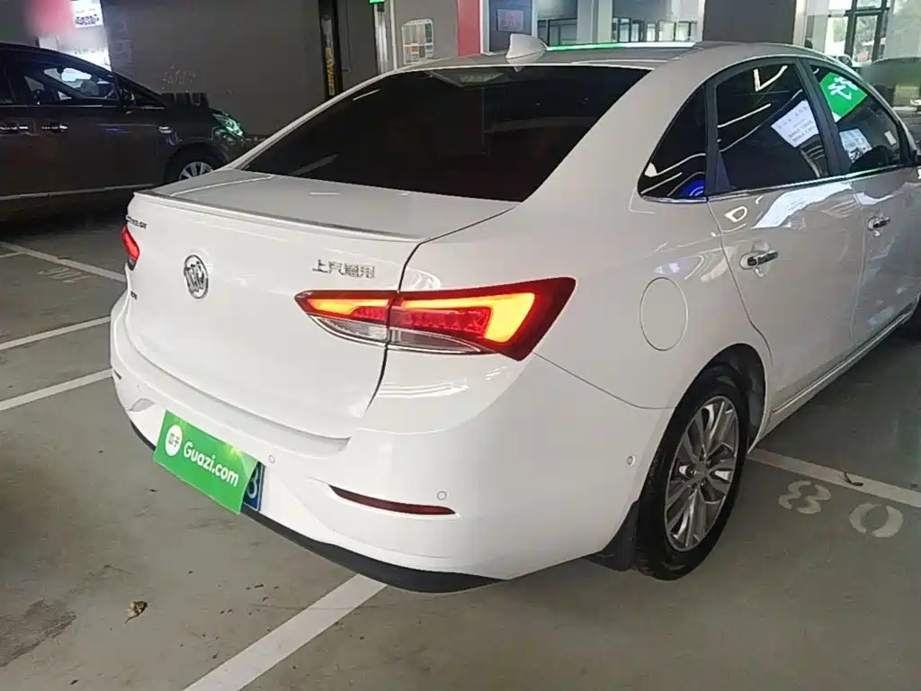 Buick Excelle — миниатюра 7