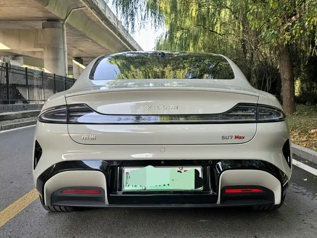XIAOMI CAR XIAOMI SU7