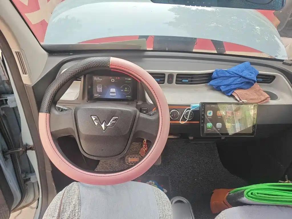 Wuling MINIEV — миниатюра 7