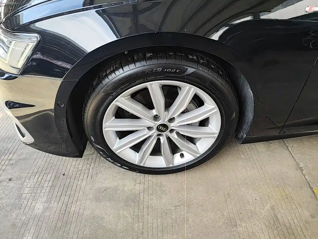Audi A6L — миниатюра 23