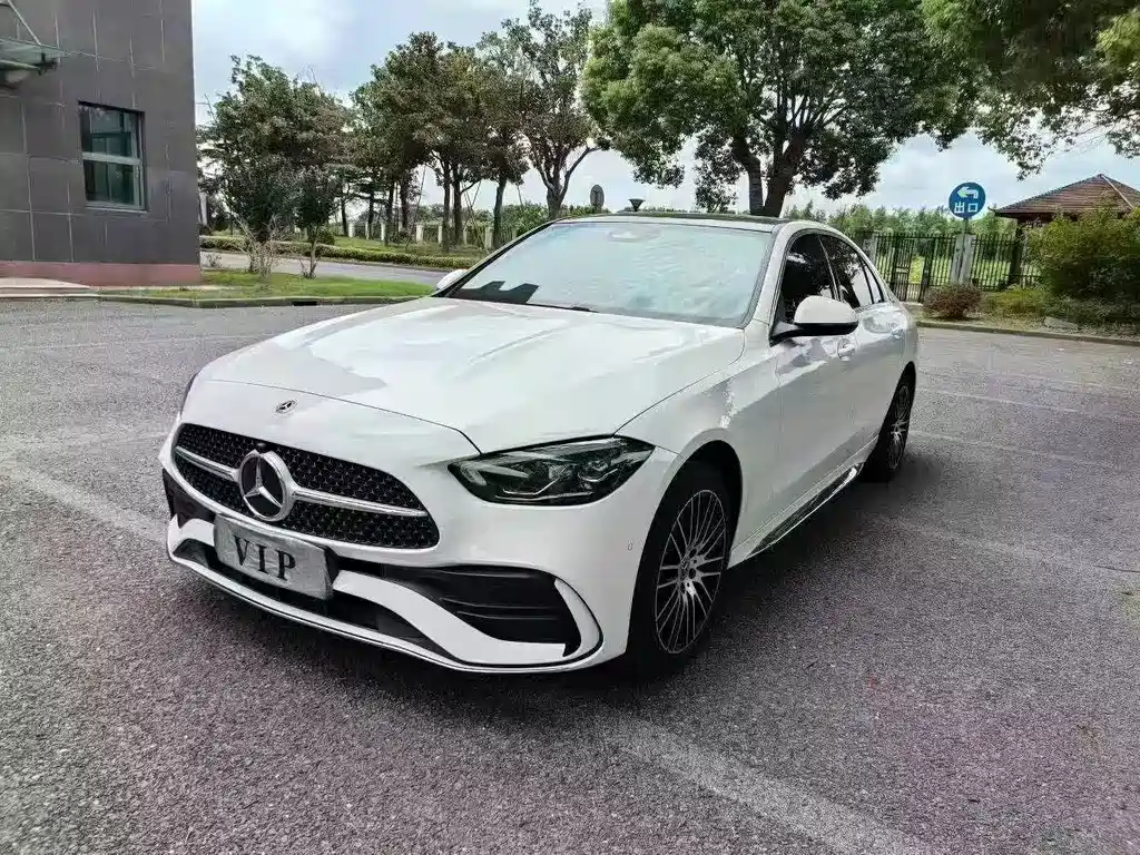 Mercedes-Benz C-Class — миниатюра 2