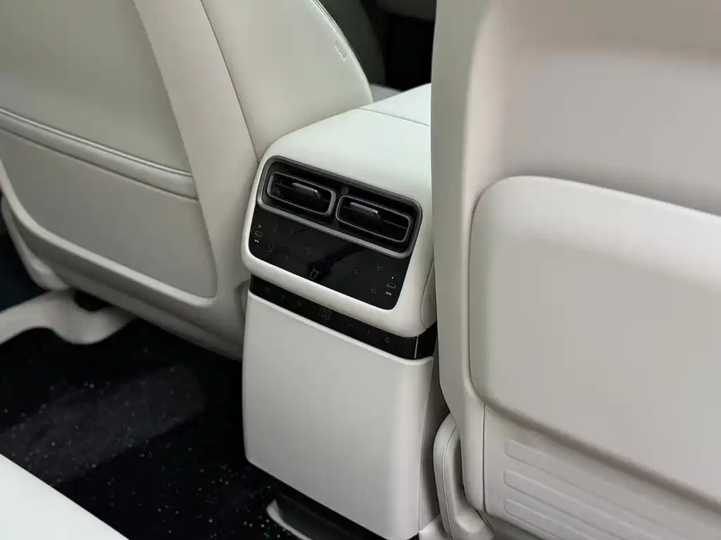 Li Auto Li i6 — миниатюра 10