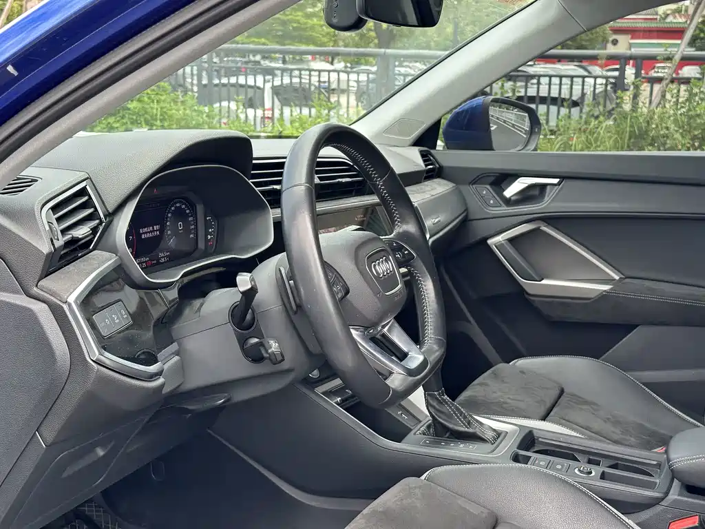 Audi Q3 — миниатюра 19