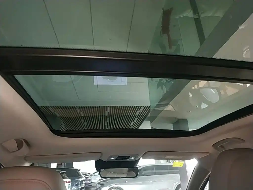 BYD Yuan Plus — миниатюра 18