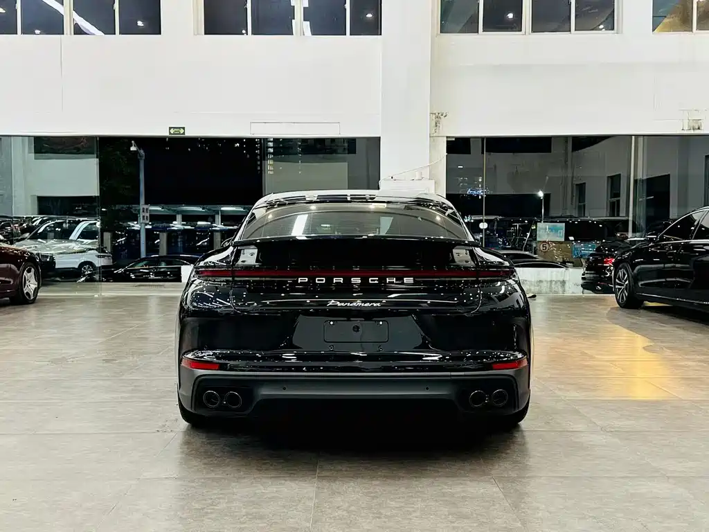 Porsche Panamera — миниатюра 5