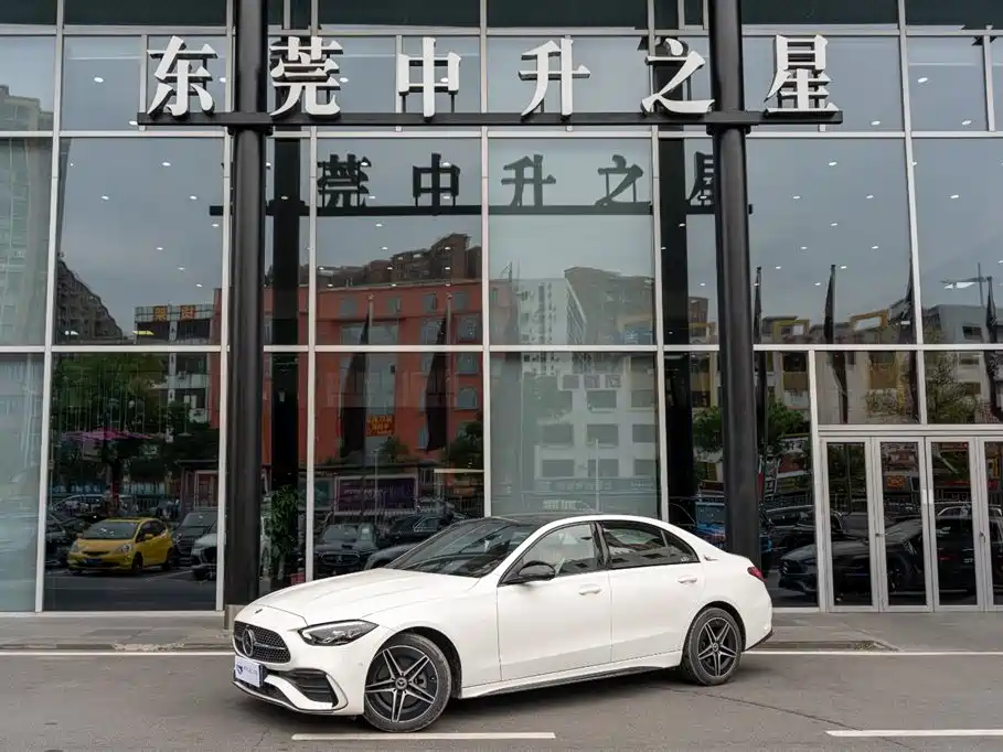 奔驰C级 2025款 C 260 L 皓夜运动版 2024