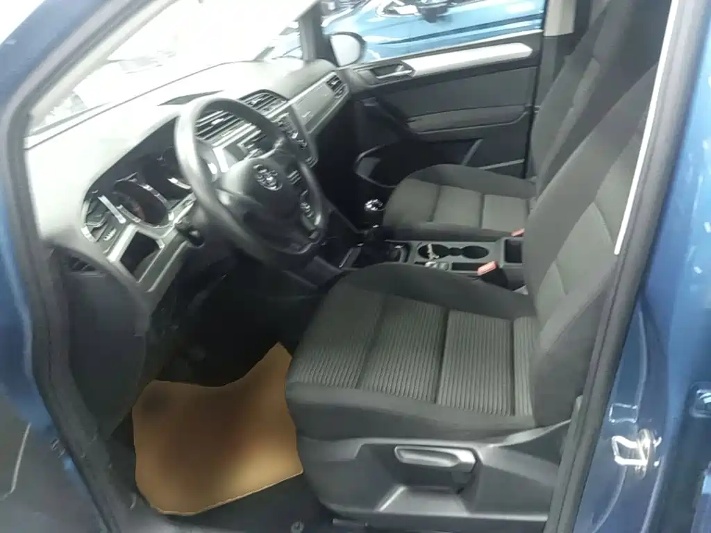 Volkswagen Touran — миниатюра 15