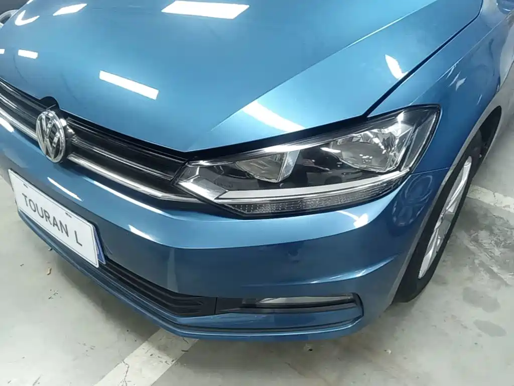 Volkswagen Touran — миниатюра 24