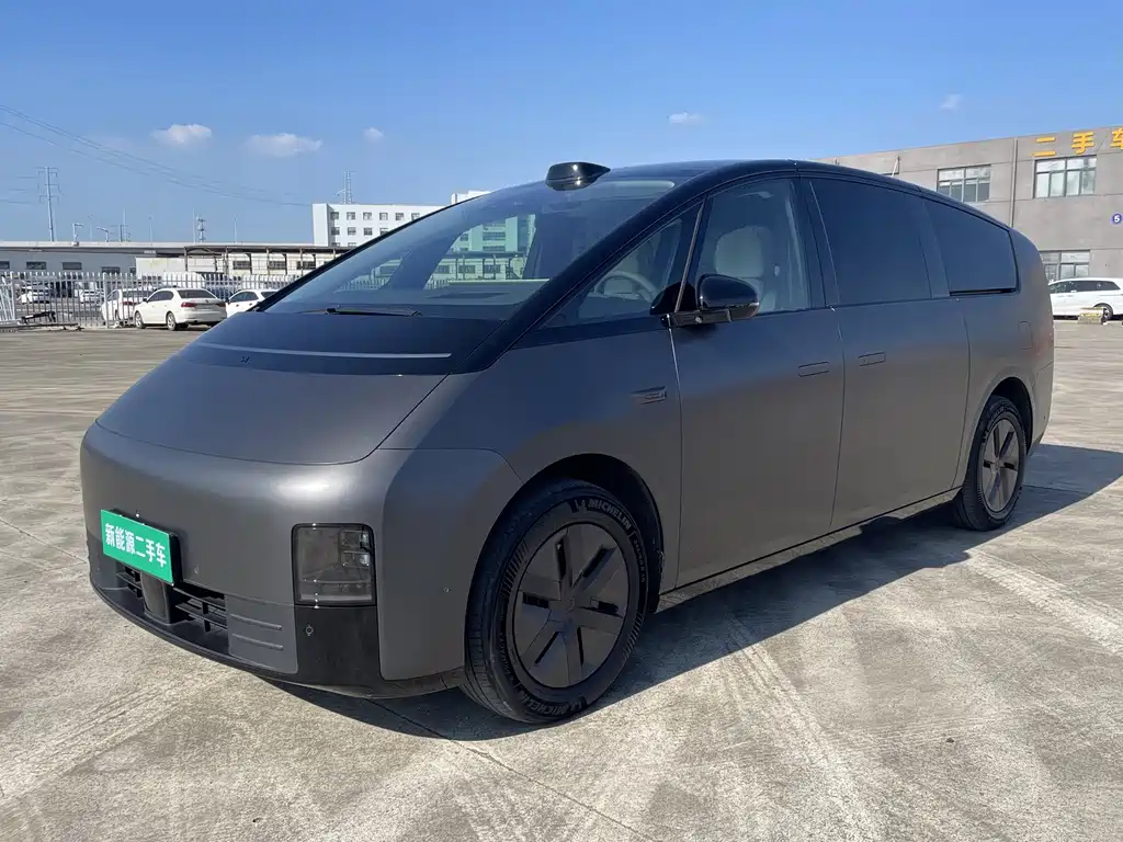 Li Auto Li MEGA — миниатюра 30