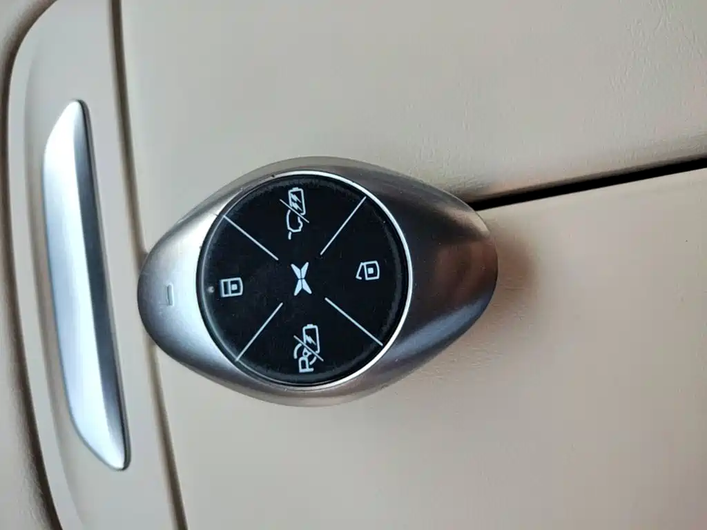 XPeng P7 — миниатюра 9