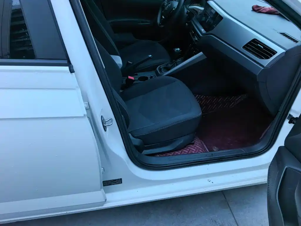 Volkswagen Polo — миниатюра 25