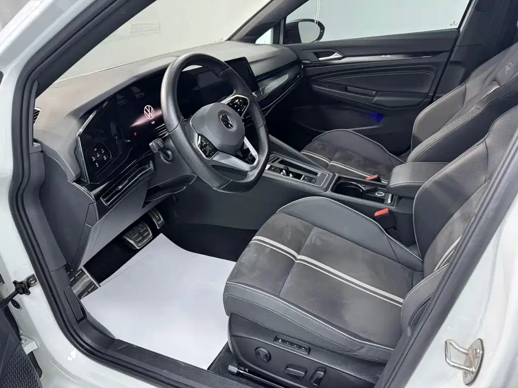Volkswagen Golf — миниатюра 8