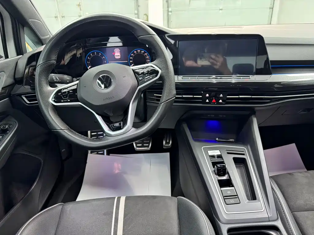 Volkswagen Golf — миниатюра 12