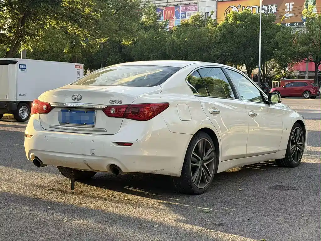 Infiniti Q50 — миниатюра 5