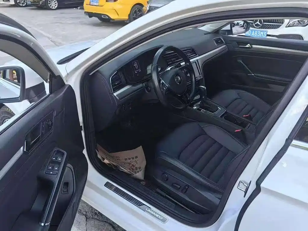 Volkswagen Lamando — миниатюра 6
