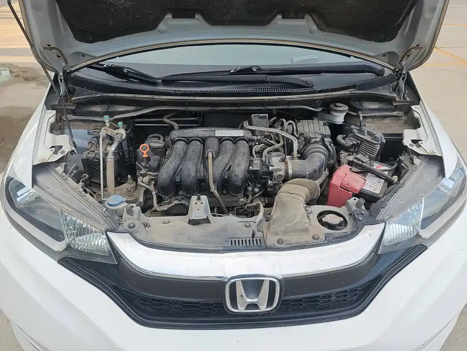 Honda Fit — миниатюра 10