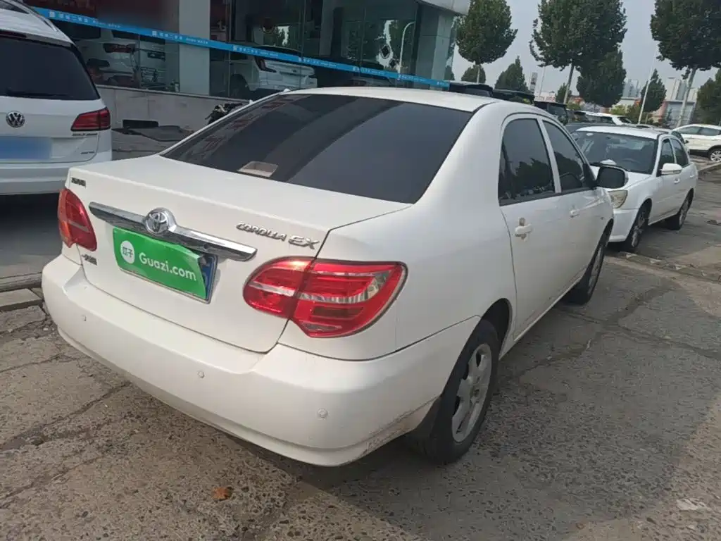 Toyota Corolla — миниатюра 7