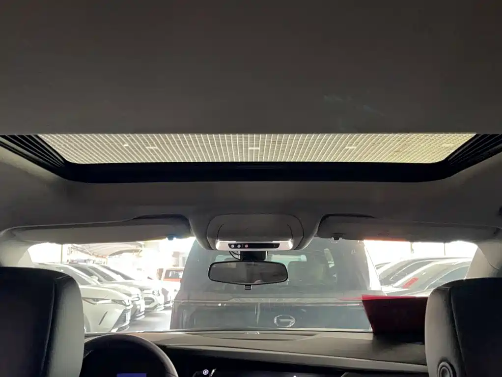 Buick Enclave — миниатюра 14