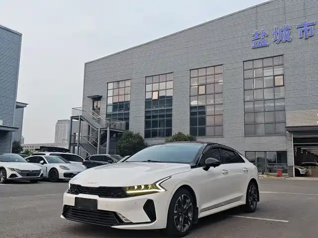Kia K5