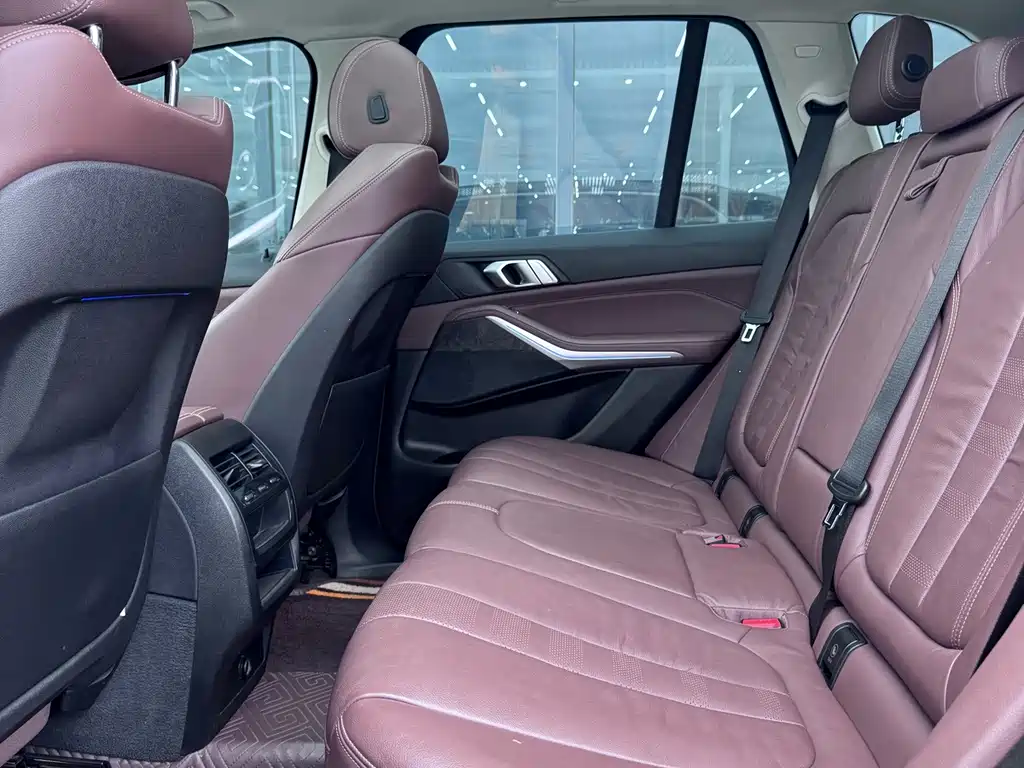 BMW X5 (Import) — миниатюра 13