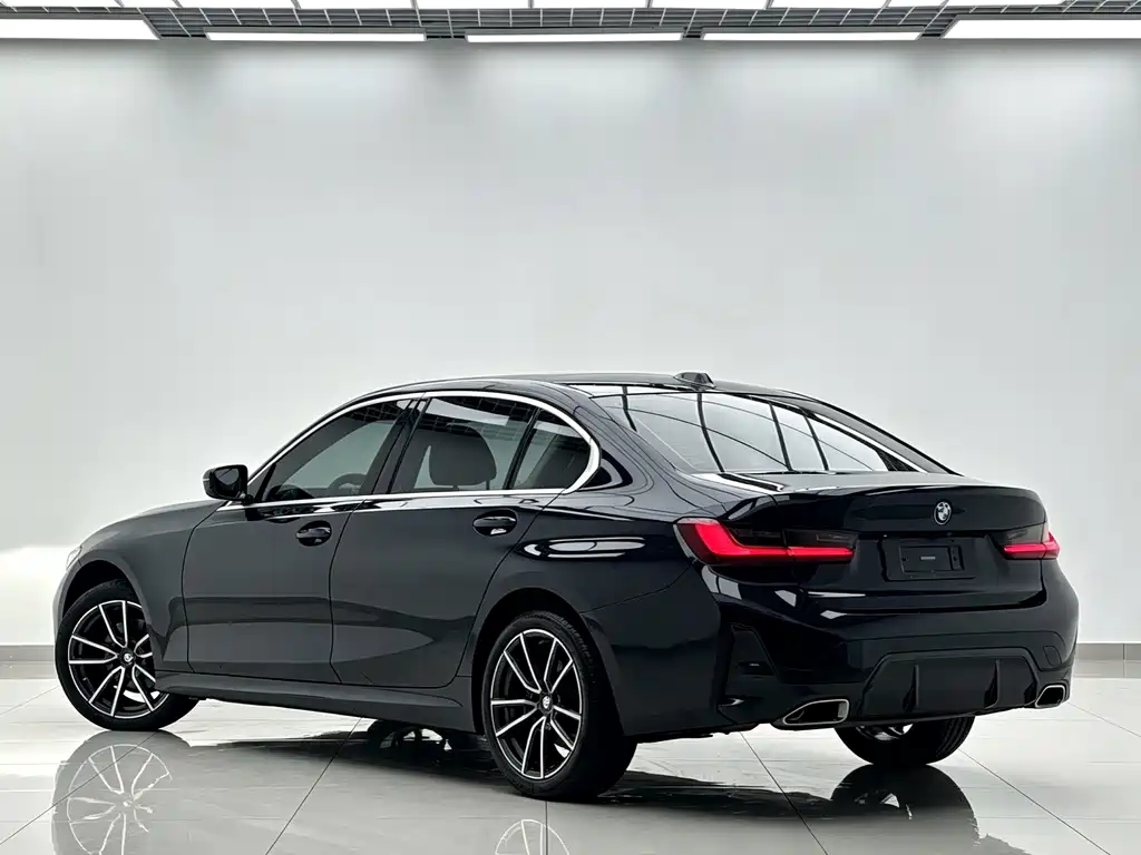 BMW 3 Series — миниатюра 5