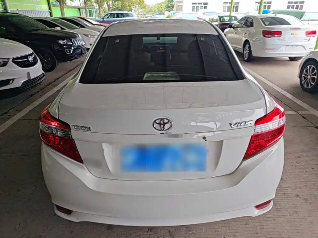 Toyota Vios — миниатюра 6