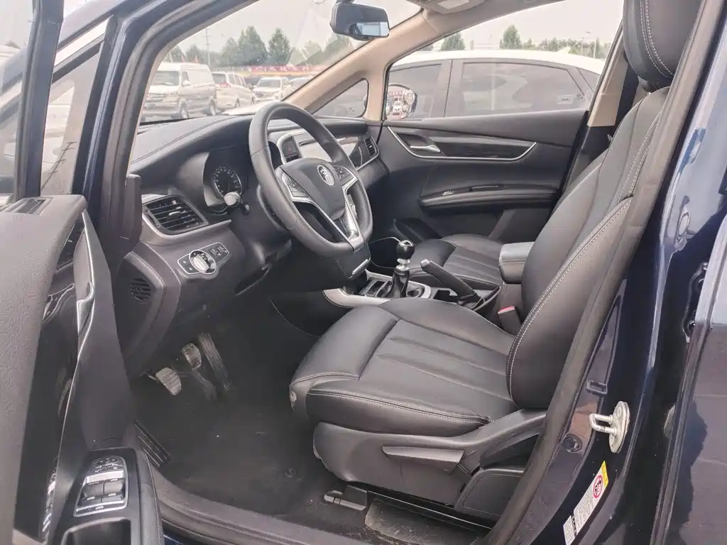 BYD MAX — миниатюра 15