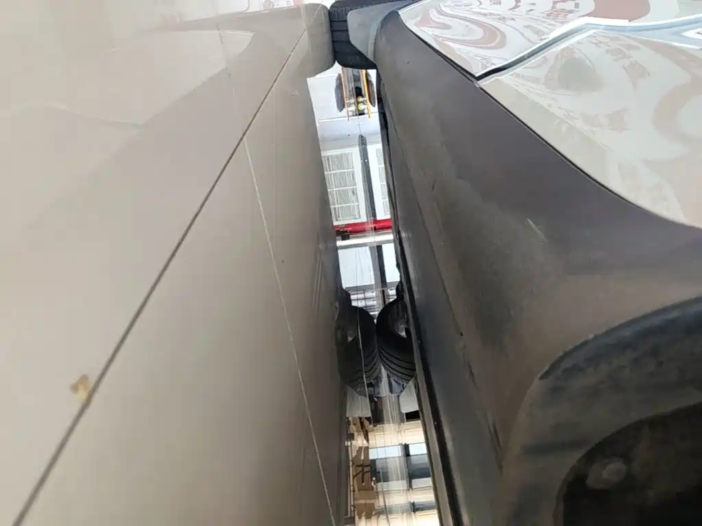 Tesla Model Y — миниатюра 22