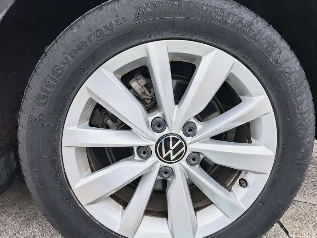 Volkswagen Bora — миниатюра 18