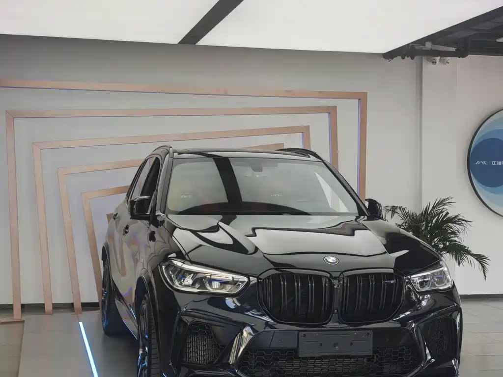 BMW X5 M