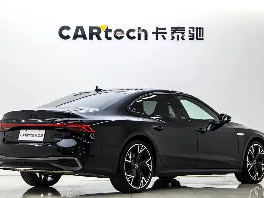 Audi A7L 2024 45 TFSI quattro