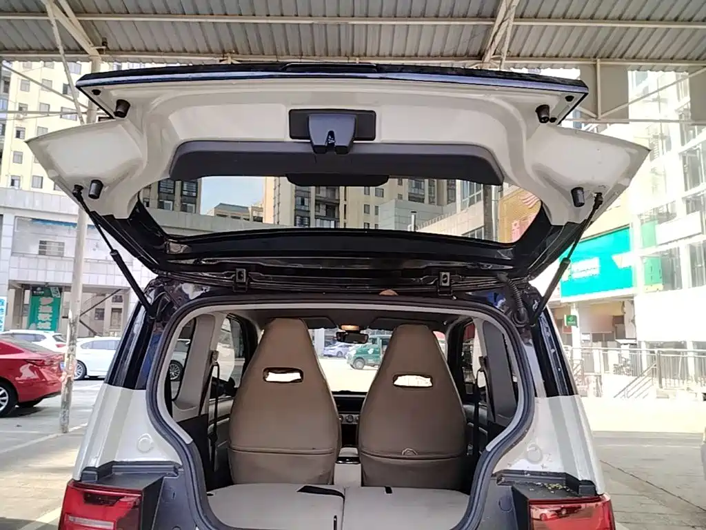 Wuling MINIEV — миниатюра 19