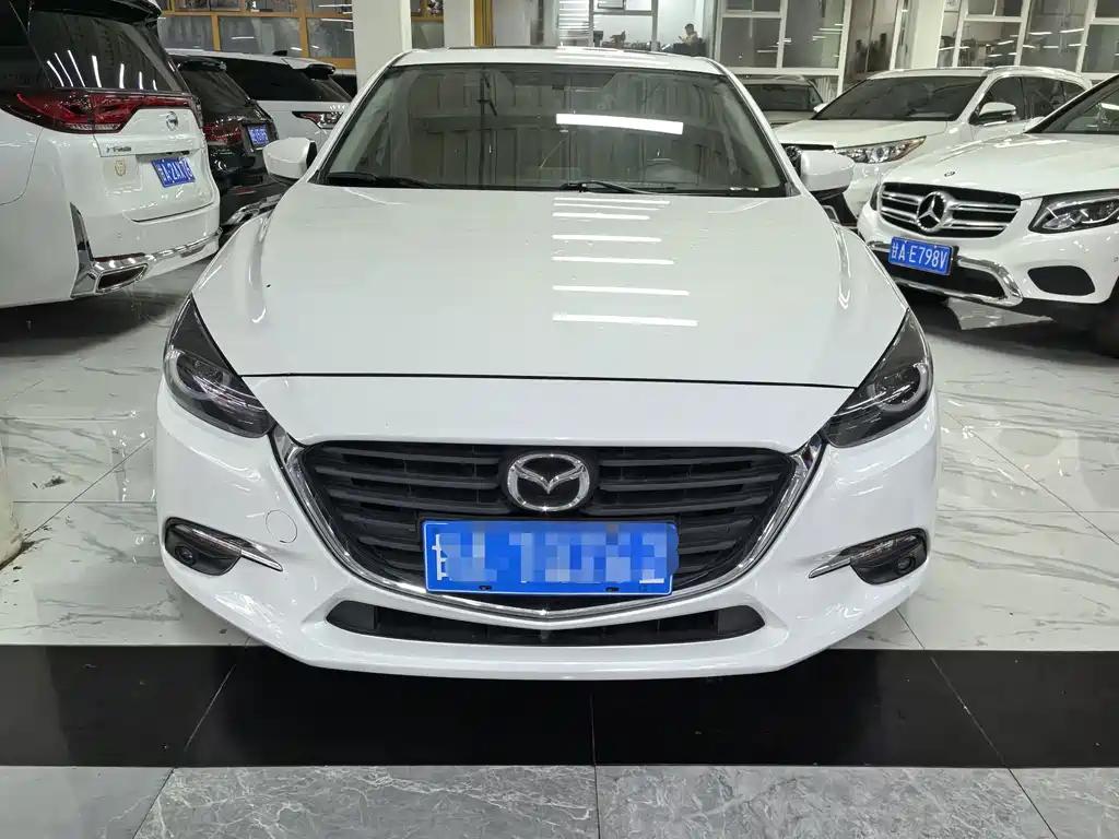 Mazda 3 Axela — миниатюра 2