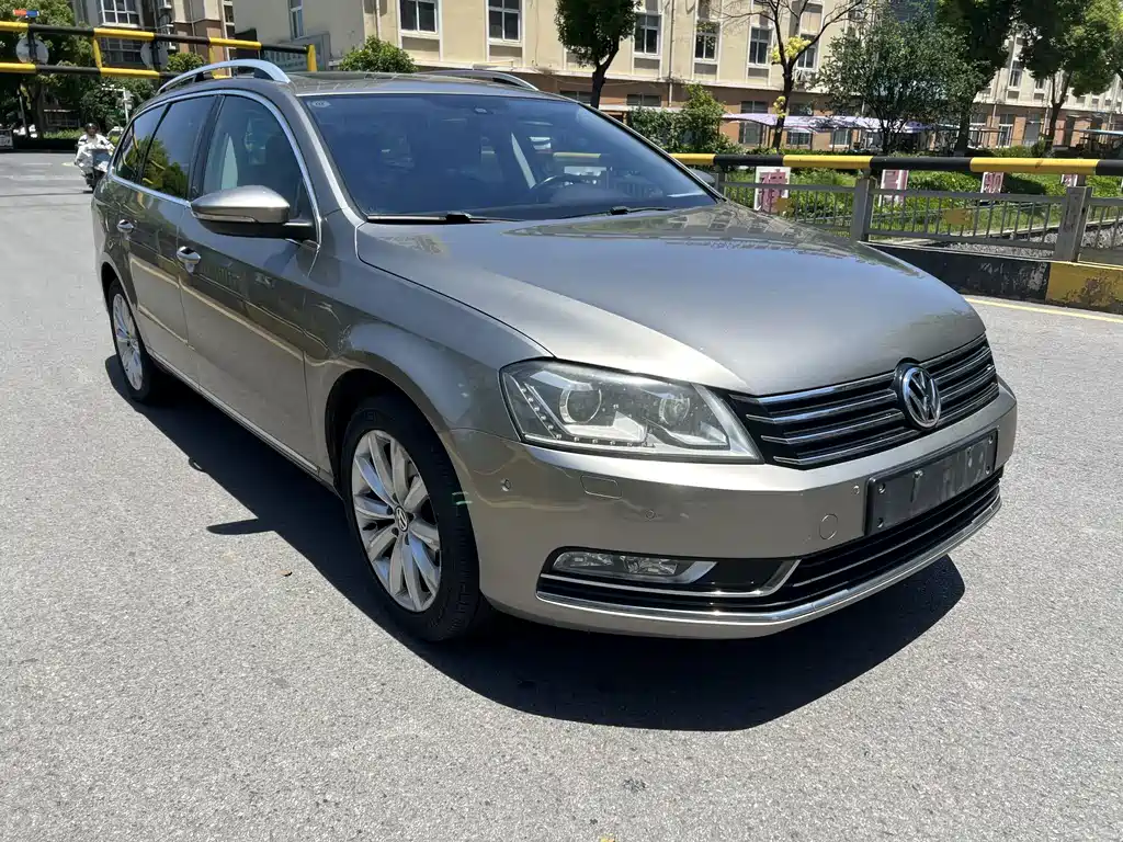 Volkswagen Magotan (Import) — миниатюра 2