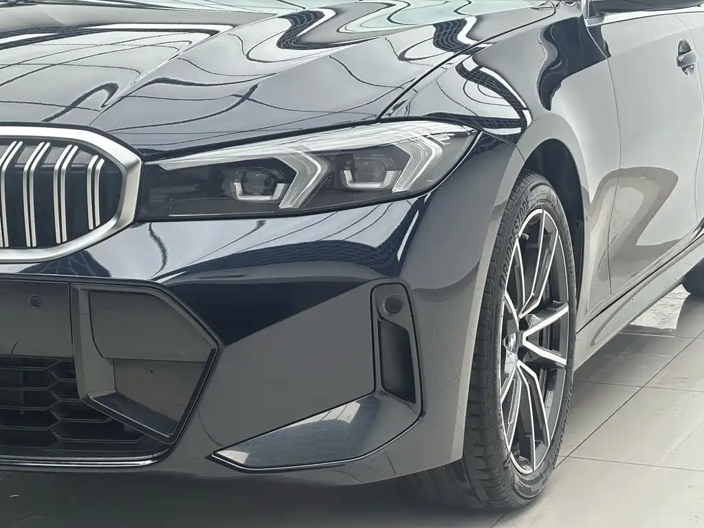 BMW 3 Series — миниатюра 24