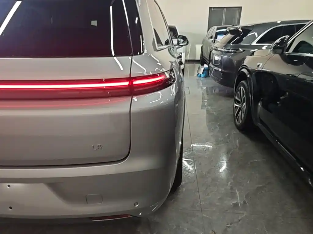 Li Auto Li L8 — миниатюра 8
