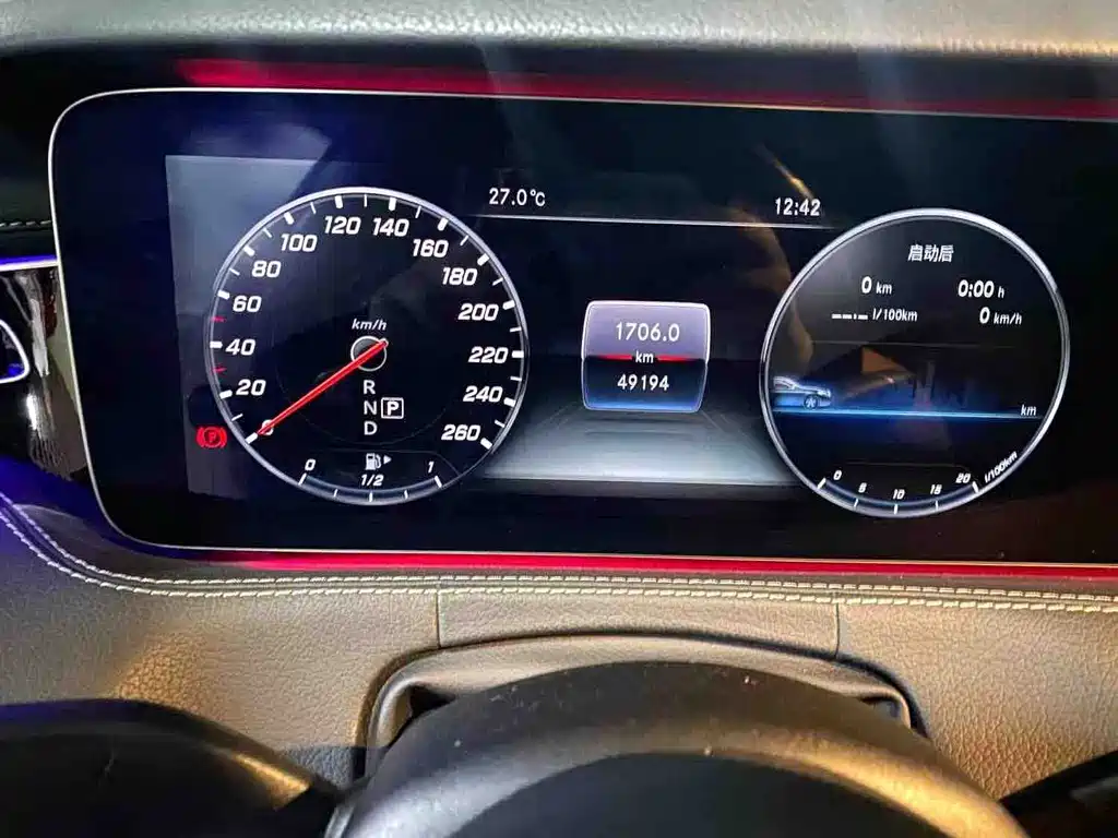 Mercedes-Benz S-Class — миниатюра 10