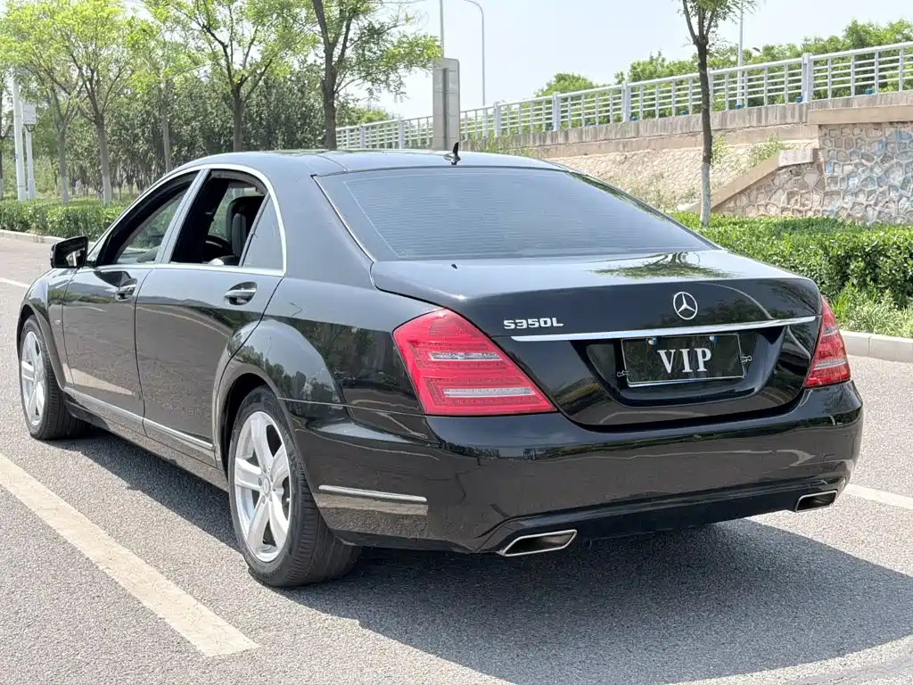Mercedes-Benz S-Class — миниатюра 7