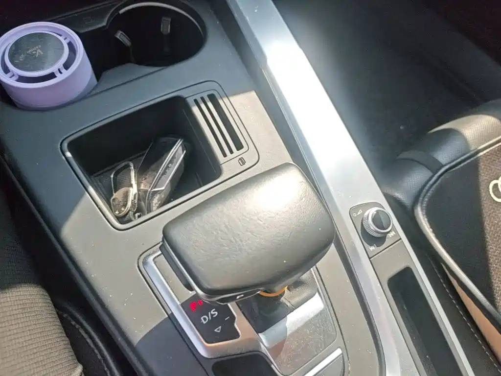 Audi A4L — миниатюра 14