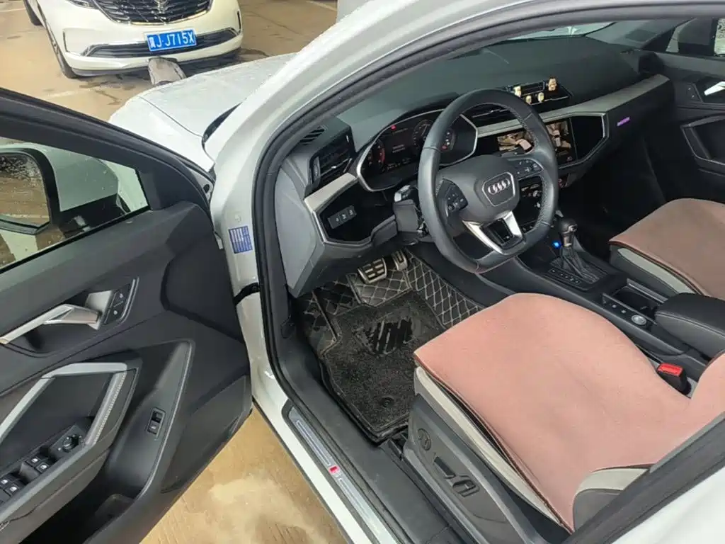 Audi Q3 — миниатюра 16