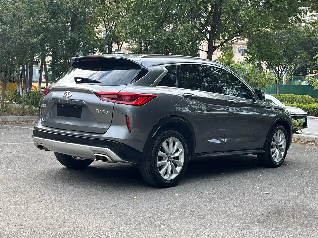 Infiniti QX50 — миниатюра 6