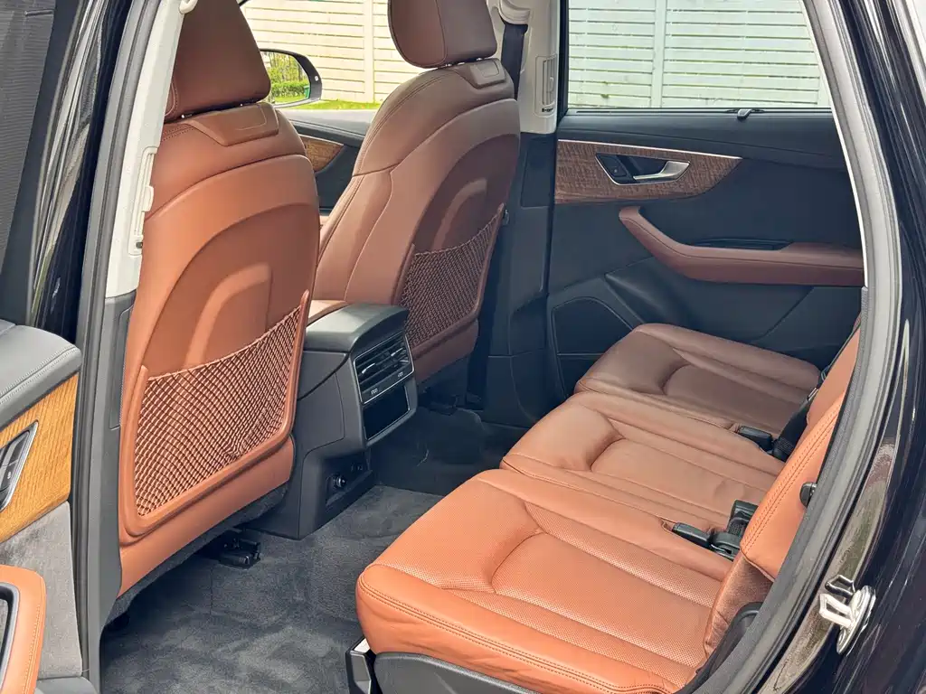 Audi Q7 — миниатюра 33