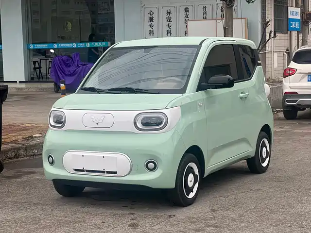 WULING AUTOMOBILE HONGGUANG MINIEV 2025