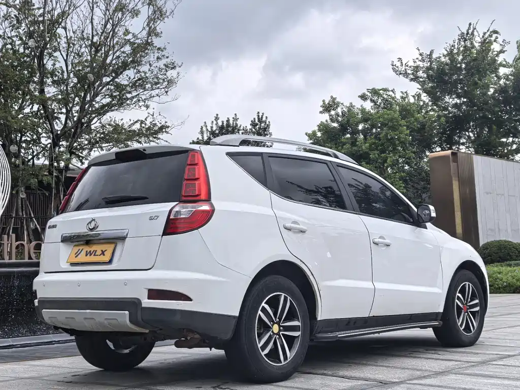 Geely GX7 — миниатюра 7