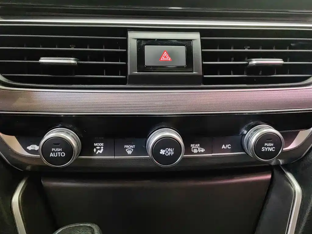 Honda Accord — миниатюра 10
