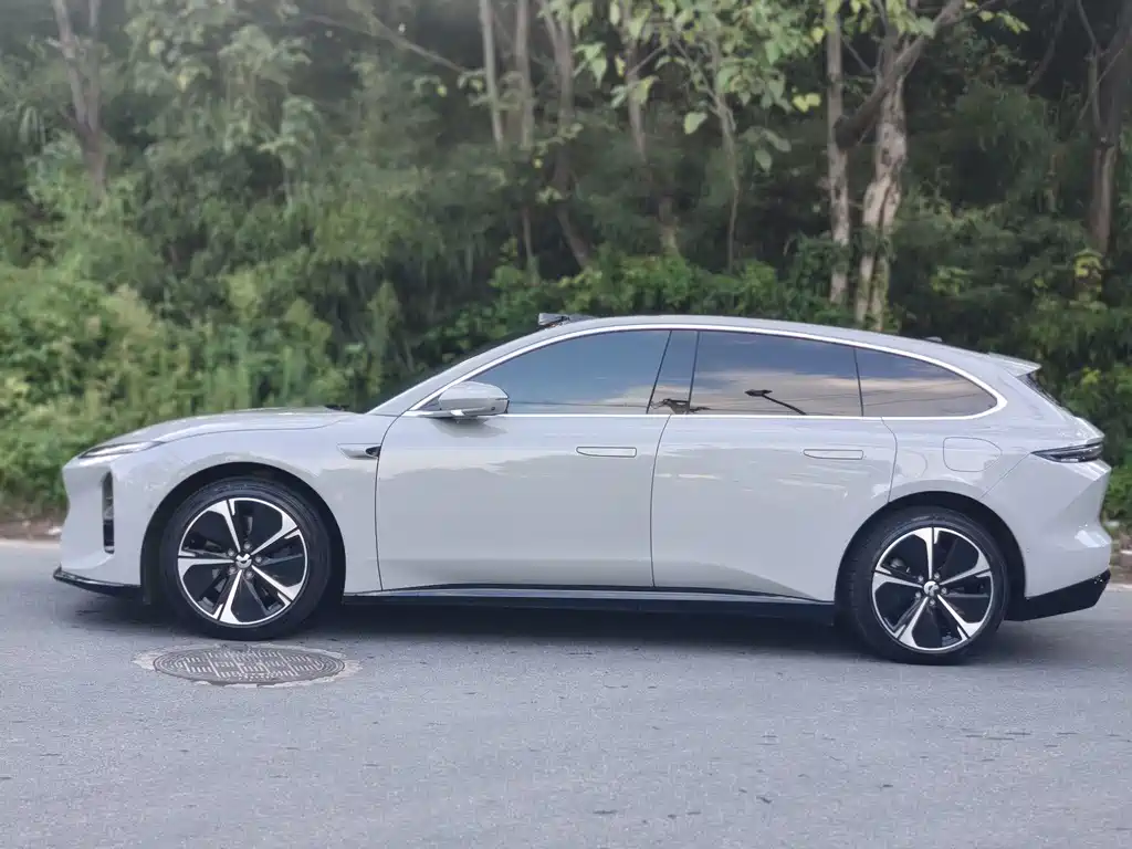 NIO ET5T — миниатюра 3
